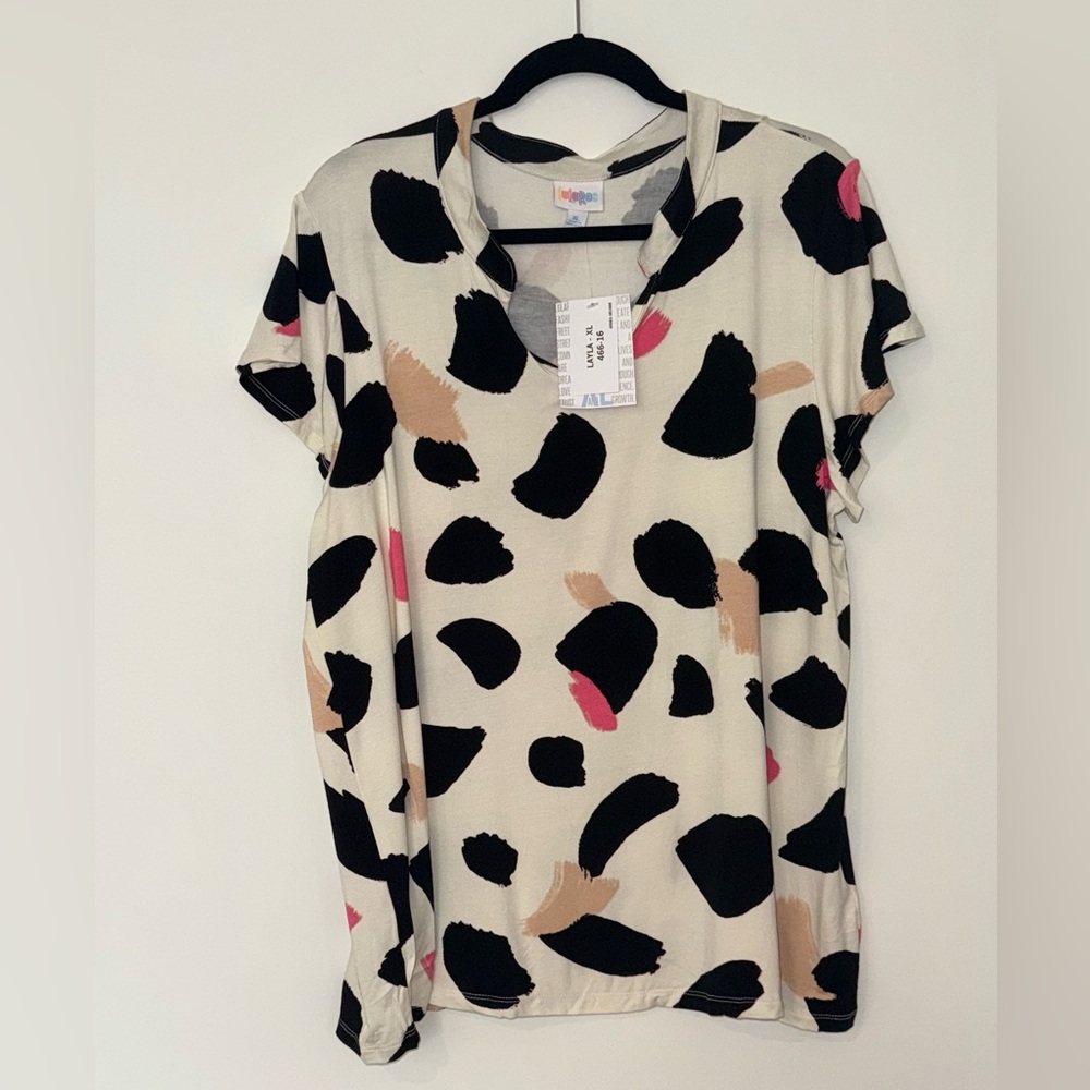 LuLaRoe Cream and Black Patterned Top